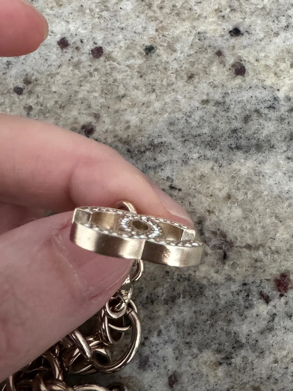 Chanel 19S Pearl Crystal CC Snowfall Chain Short Necklace Light Gold -rare find-